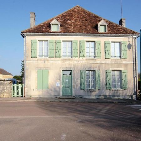 Gite Communal 148 Sainpuits Bagian luar foto